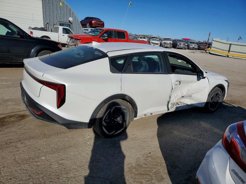 Photo 3 from auction – 2025 KIA K4 EX with VIN 3KPFU4DE4SE041169