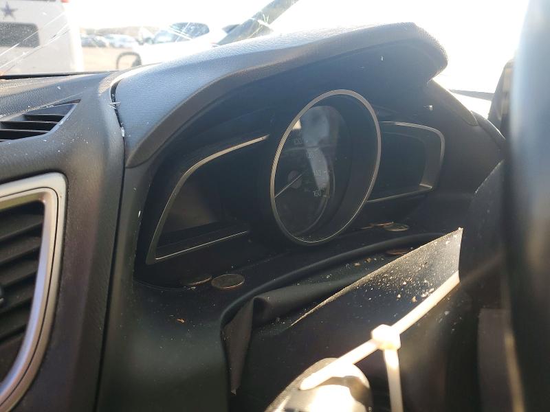 Photo 9 from auction – 2017 MAZDA 3 with VIN JM1BN1V77H1101452