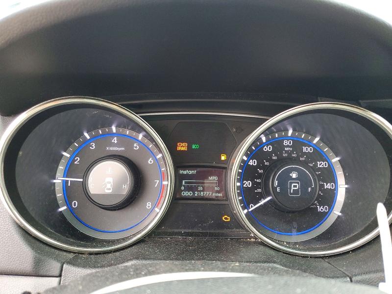 Photo 9 from auction – 2012 HYUNDAI SONATA SE with VIN 5NPEC4AC1CH452933