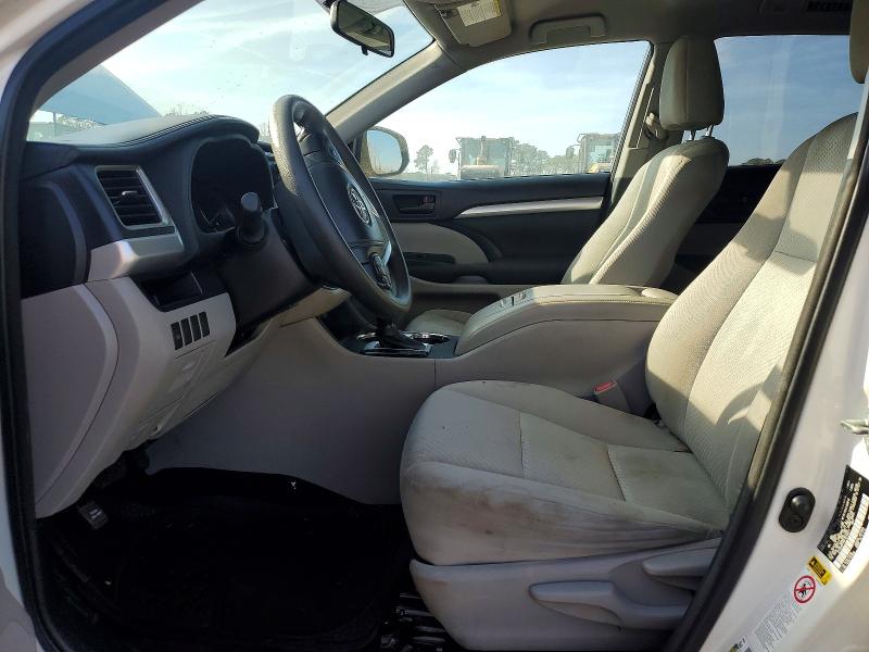 Photo 7 from auction – 2015 TOYOTA HIGHLANDER with VIN 5TDZARFH5FS010471