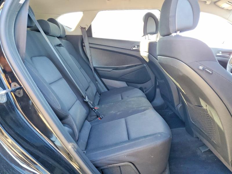 Photo 10 from auction – 2017 HYUNDAI TUCSON with VIN KM8J23A42HU440917