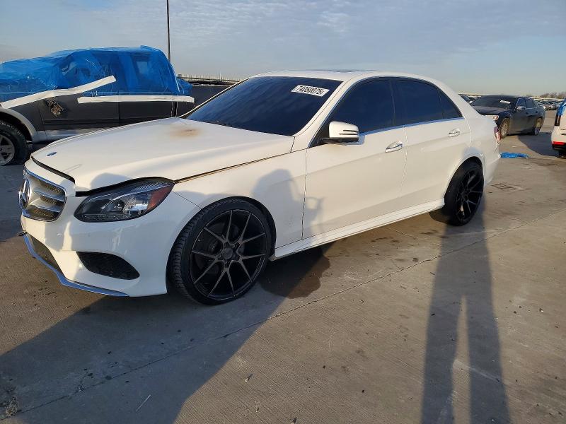MERCEDES-BENZ E 2015 with VIN WDDHF5KBXFB123000 - Photo from auction