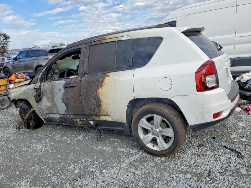 Photo 2 from auction – 2017 JEEP COMPASS SP with VIN 1C4NJCBA5HD148188