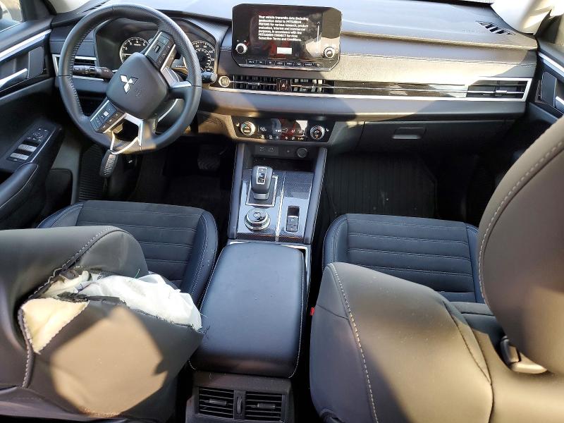 Photo 8 from auction – 2024 MITSUBISHI OUTLANDER with VIN JA4J3VA85RZ033625