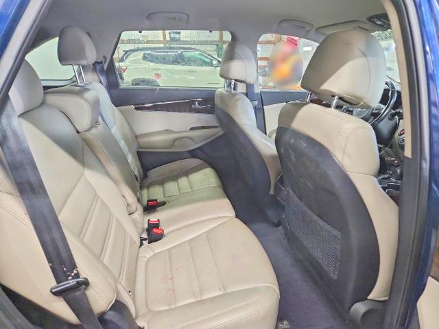 Photo 11 from auction – 2017 KIA SORENTO EX with VIN 5XYPHDA58HG203717