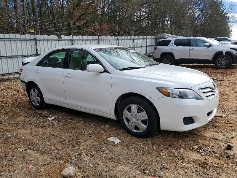 Zdjęcie 4 z aukcji – 2011 TOYOTA CAMRY z VIN 4T1BF3EK4BU629402