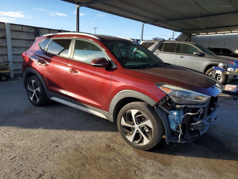 Photo 4 from auction – 2017 HYUNDAI TUCSON LIM with VIN KM8J3CA25HU497639