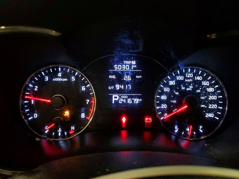 Photo 9 from auction – 2016 KIA FORTE with VIN KNAFX4A63G5499497