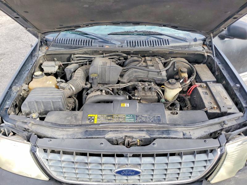 Photo 12 from auction – 2002 FORD EXPLORER with VIN 1FMZU73E42ZC34115