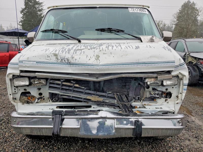 Photo 5 from auction – 1992 CHEV G20 with VIN 2GBEG25Z7N4127962