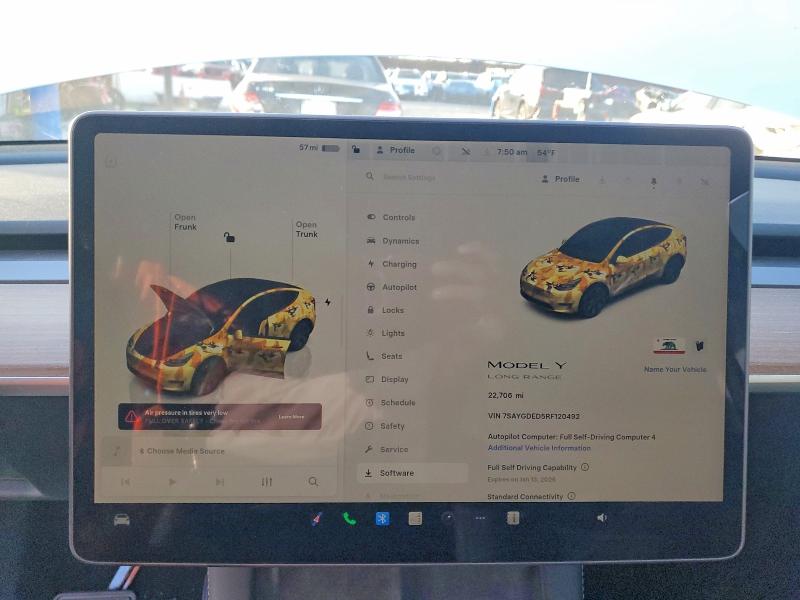 Photo 9 from auction – 2024 TESLA MODEL Y with VIN 7SAYGDED5RF120492