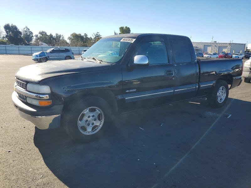 CHEVROLET SILVERADO 2001 with VIN 2GCEC19T211298427 - Photo from auction