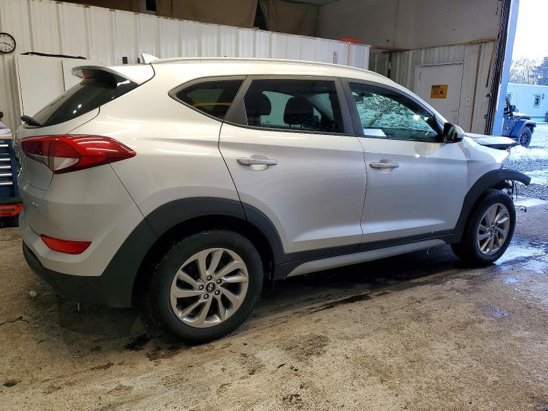 Photo 3 from auction – 2018 HYUNDAI TUCSON SEL with VIN KM8J3CA46JU745839