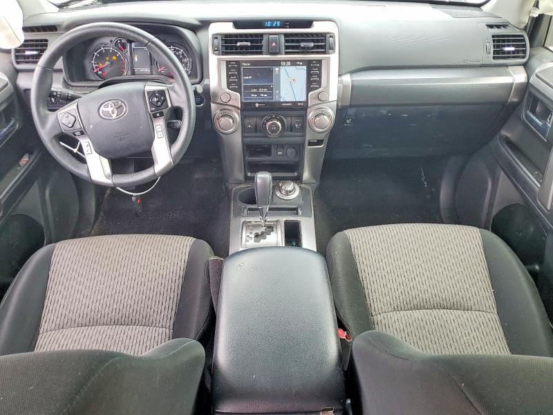 Photo 8 from auction – 2023 TOYOTA 4RUNNER SE with VIN JTEMU5JR2P6158519