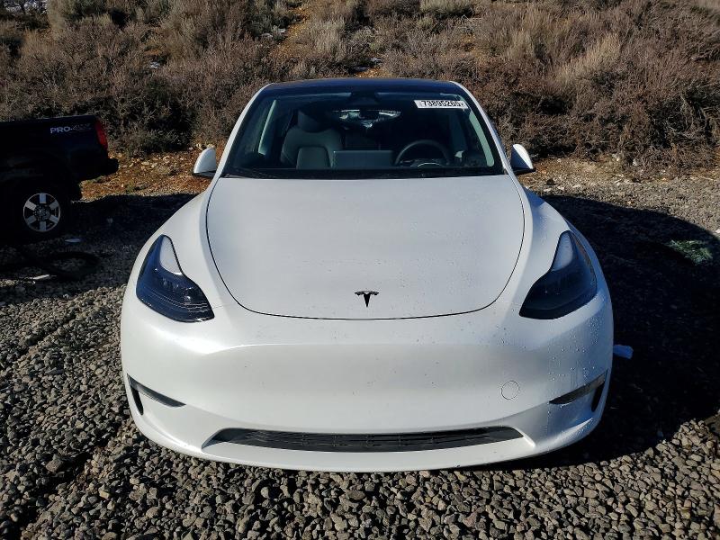 Photo 5 from auction – 2024 TESLA MODEL Y with VIN 7SAYGDEE8RA301771