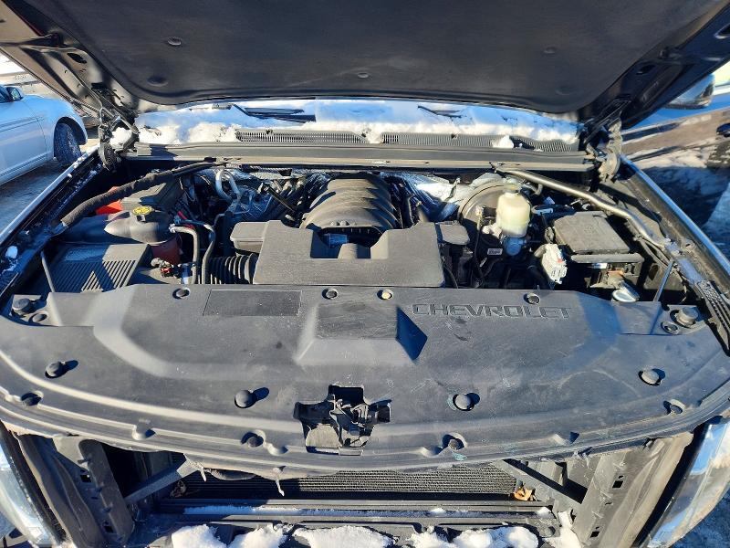 Photo 11 from auction – 2016 CHEVROLET TAHOE with VIN 1GNSKBKC7GR229049