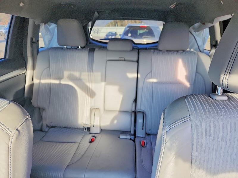Photo 10 from auction – 2015 TOYOTA HIGHLANDER with VIN 5TDZKRFH9FS039792