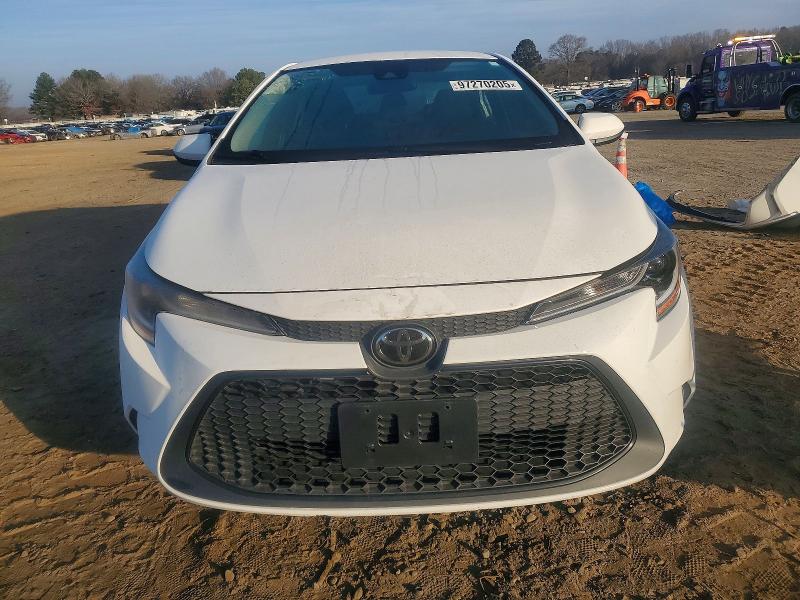 Photo 5 from auction – 2022 TOYOTA COROLLA LE with VIN 5YFEPMAE2NP367918