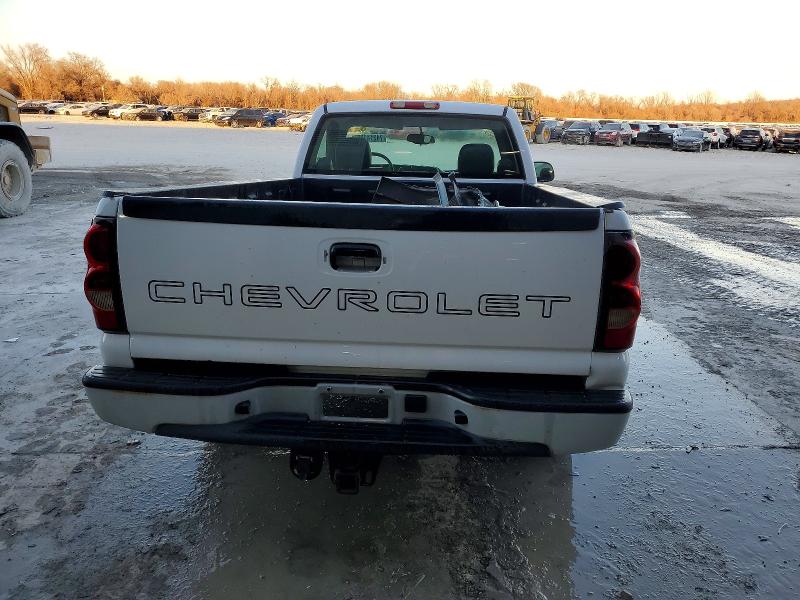 Photo 6 from auction – 2005 CHEVROLET SILVERADO with VIN 1GCEC14X95Z184528