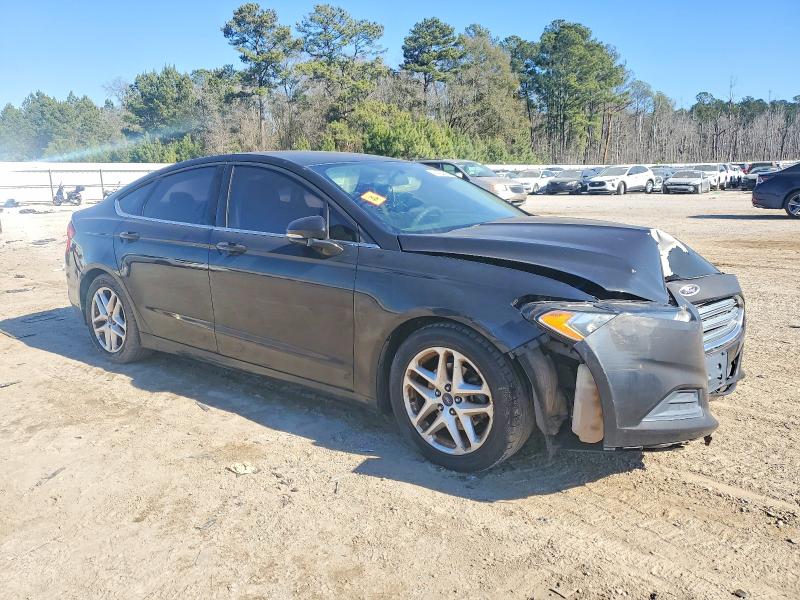 Photo 4 from auction – 2015 FORD FUSION with VIN 1FA6P0H7XF5131610