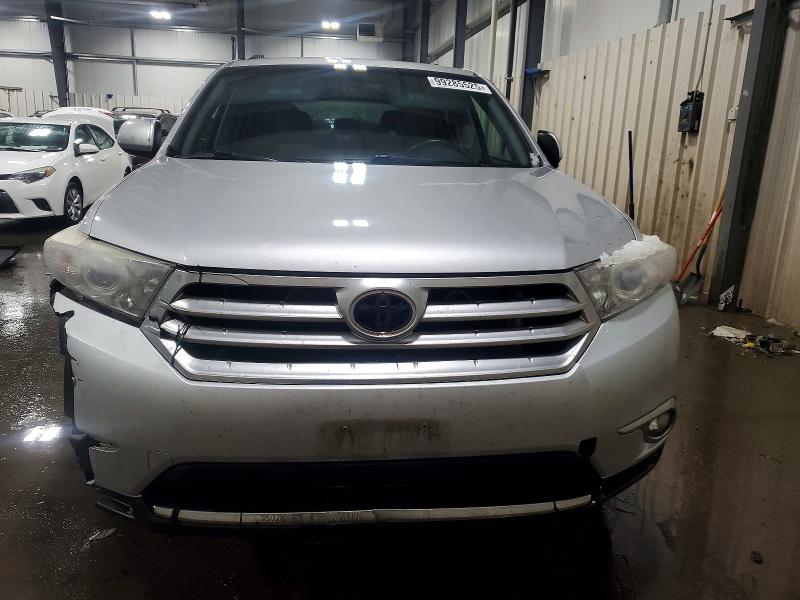 Photo 5 from auction – 2012 TOYOTA HIGHLANDER with VIN 5TDBK3EH3CS139530