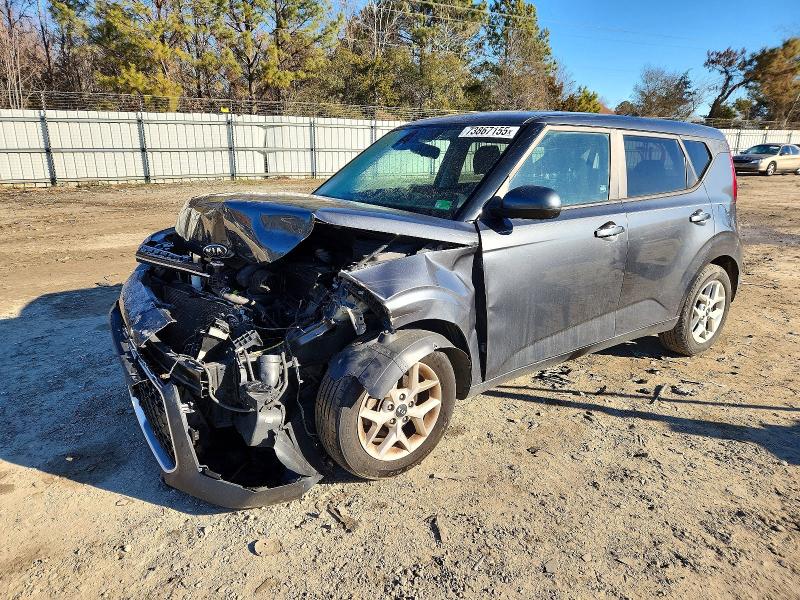 KIA SOUL 2021 with VIN KNDJ23AU8M7737512 - Photo from auction