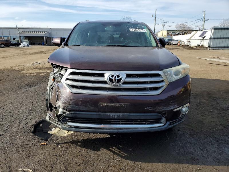 Photo 5 from auction – 2013 TOYOTA HIGHLANDER with VIN 5TDBK3EH1DS210399