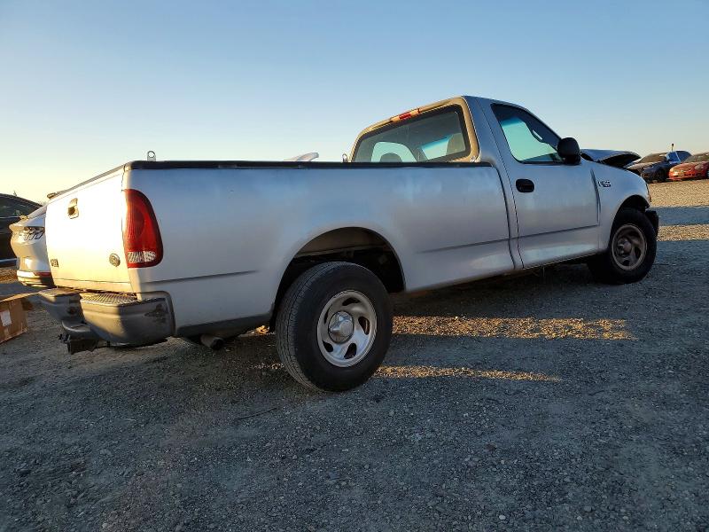 Photo 3 from auction – 2001 FORD F150 with VIN 1FTZF172X1NB12683