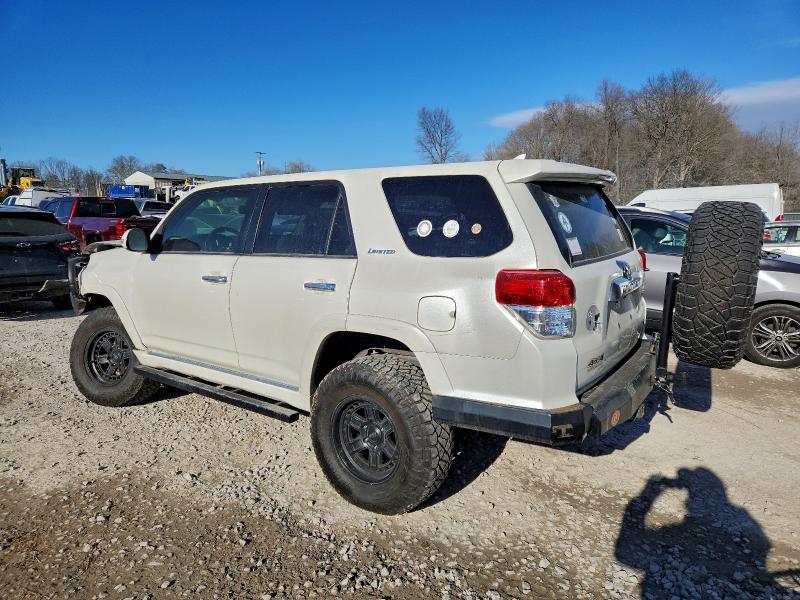 Photo 2 from auction – 2013 TOYOTA 4RUNNER SR with VIN JTEBU5JR4D5121724