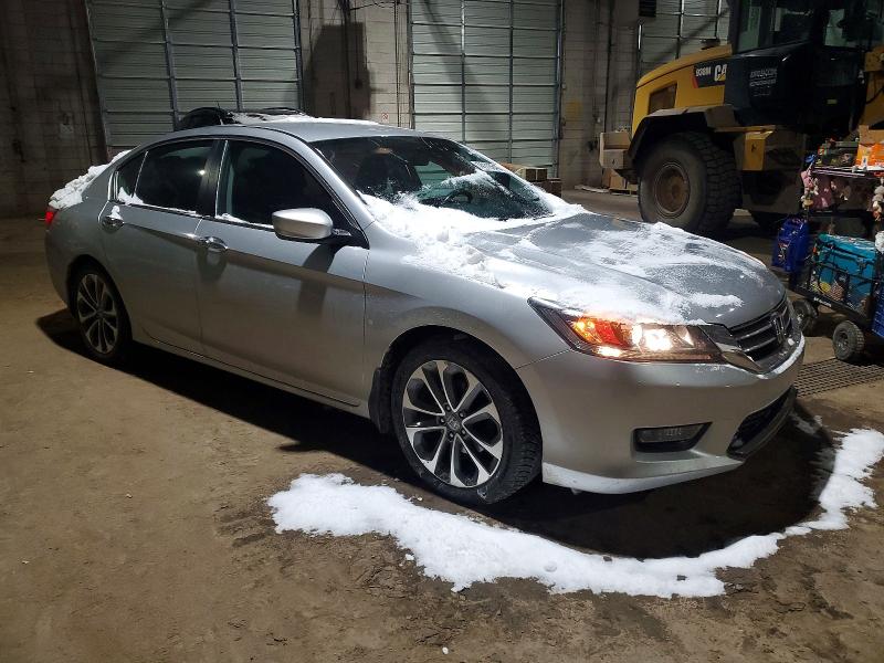 Zdjęcie 4 z aukcji – 2014 HONDA ACCORD z VIN 1HGCR2F53EA025320