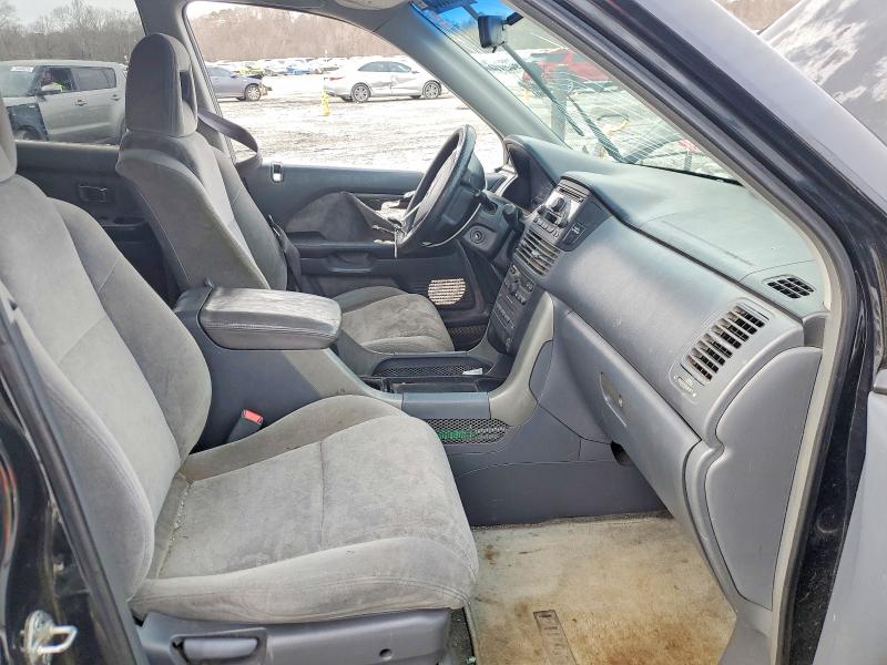 Photo 7 from auction – 2005 HONDA PILOT with VIN 5FNYF184X5B018433