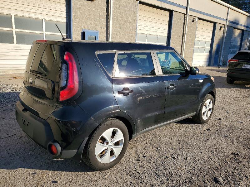 Photo 3 from auction – 2016 KIA SOUL with VIN KNDJN2A2XG7243026