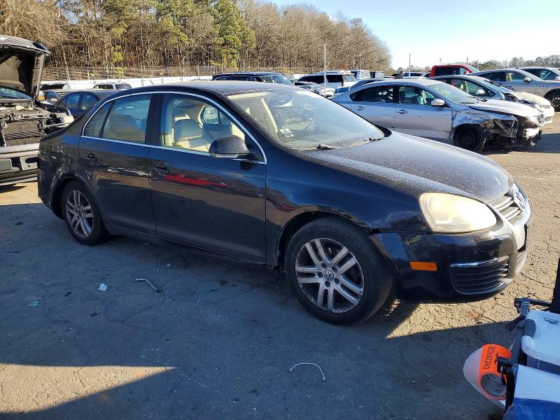 Photo 4 from auction – 2007 VOLKSWAGEN JETTA WOLF with VIN 3VWEF81K87M199550
