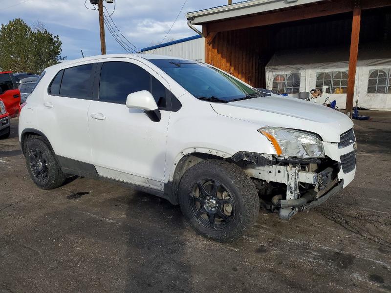 Photo 4 from auction – 2016 CHEVROLET TRAX with VIN 3GNCJKSB3GL260336