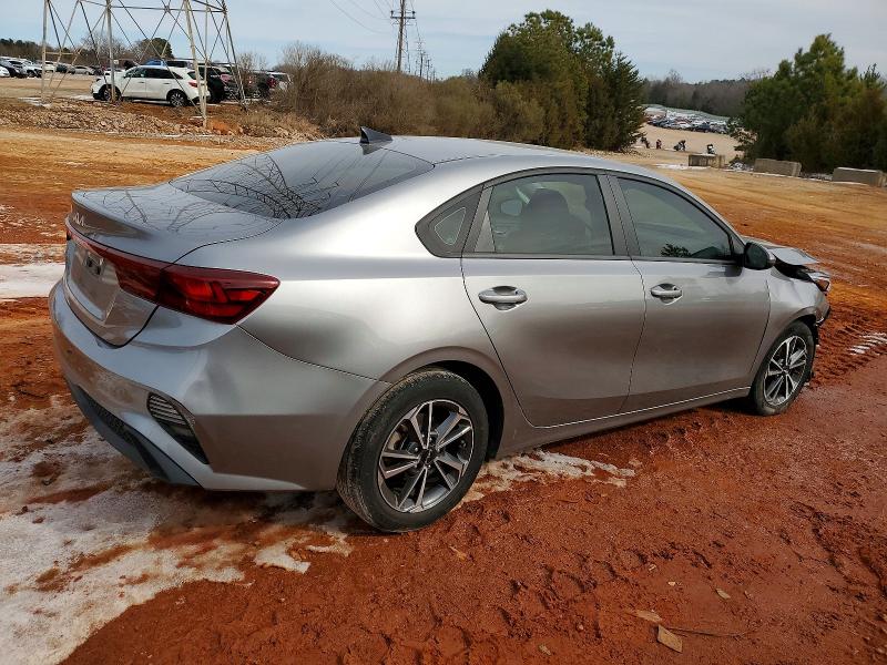 Photo 3 from auction – 2022 KIA FORTE with VIN 3KPF24AD4NE434966