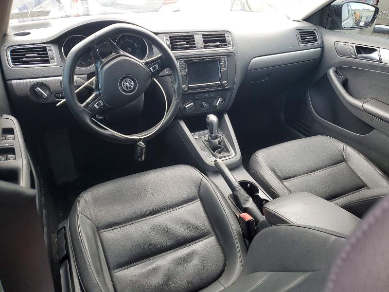 Photo 8 from auction – 2017 VOLKSWAGEN JETTA SE with VIN 3VWDB7AJ8HM304551