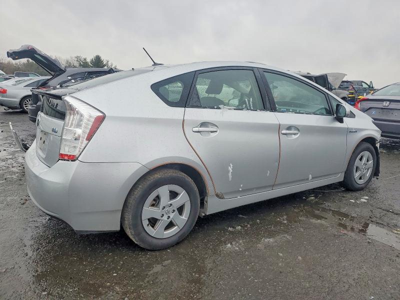 Photo 3 from auction – 2010 TOYOTA PRIUS with VIN JTDKN3DU2A1313667