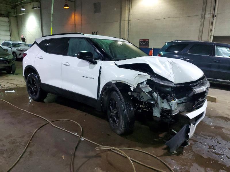Photo 4 from auction – 2024 CHEVROLET BLAZER with VIN 3GNKBCR48RS284128
