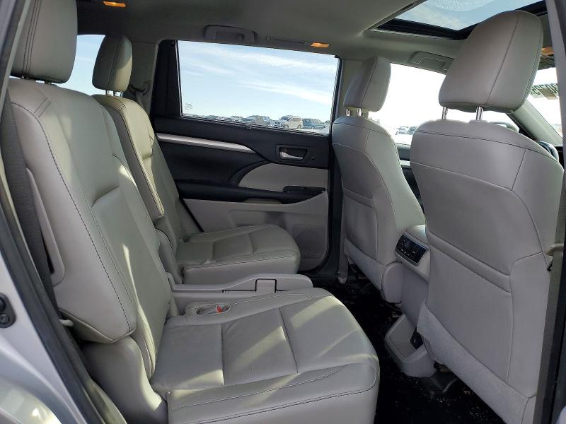 Photo 11 from auction – 2014 TOYOTA HIGHLANDER with VIN 5TDJKRFH3ES068331