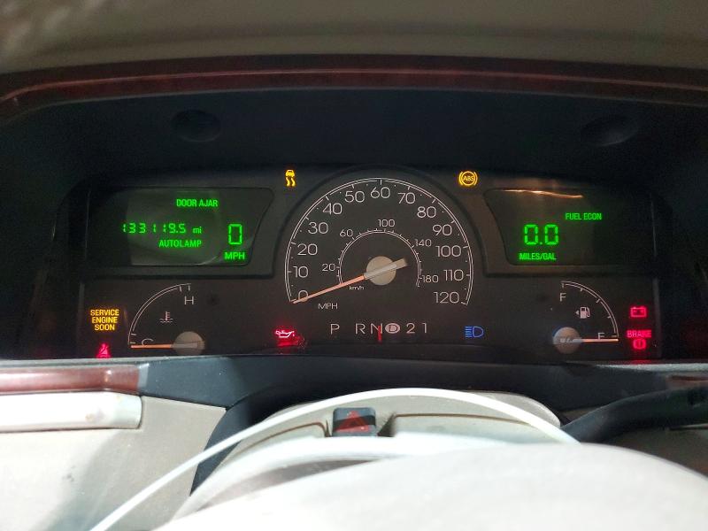 Photo 9 from auction – 2003 LINCOLN TOWN CAR E with VIN 1LNHM81W33Y628791