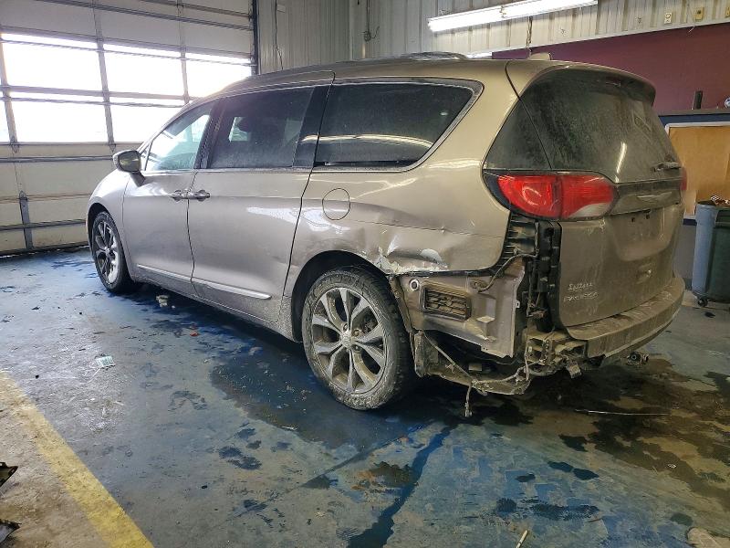 Photo 2 from auction – 2017 CHRYSLER PACIFICA with VIN 2C4RC1GGXHR747789