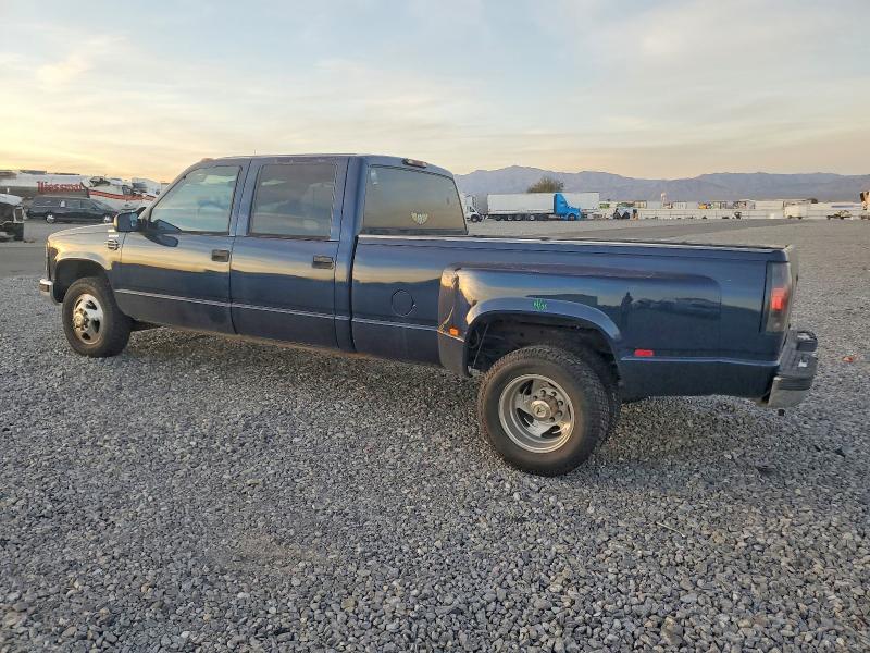 Photo 2 from auction – 2000 CHEVROLET GMT-400 C3 with VIN 1GCHC33J7YF447403