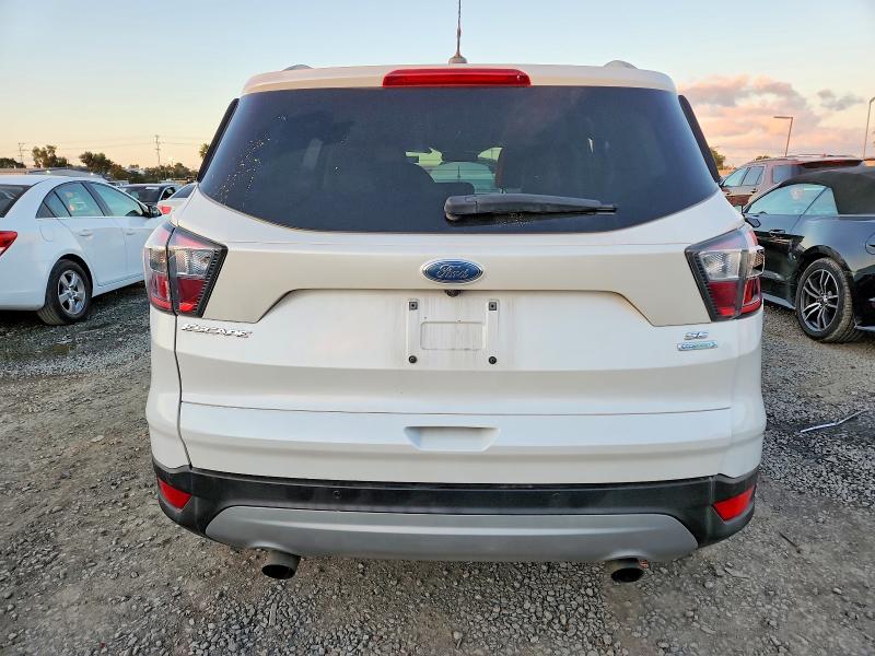 Photo 6 from auction – 2017 FORD ESCAPE SE with VIN 1FMCU0G91HUB29953