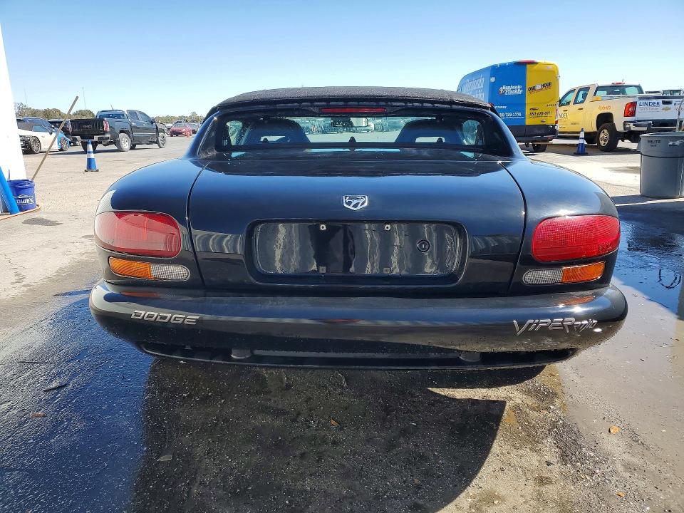 Photo 6 from auction – 1994 DODGE VIPER RT-1 with VIN 1B3BR65E9RV102842