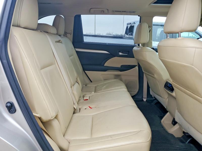 Foto 11 de la subasta – 2015 TOYOTA HIGHLANDER con VIN 5TDJKRFH7FS103437
