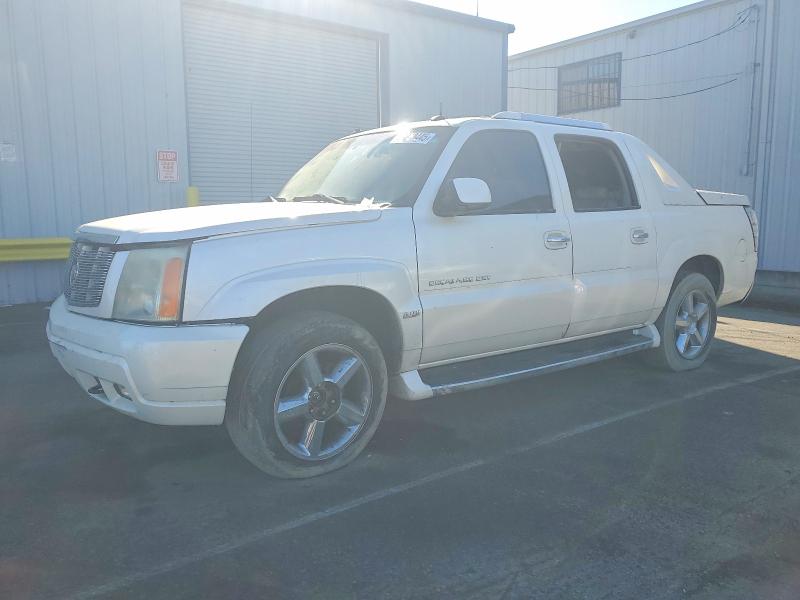 CADILLAC ESCALADE E 2003 with VIN 3GYEK63N43G305439 - Photo from auction