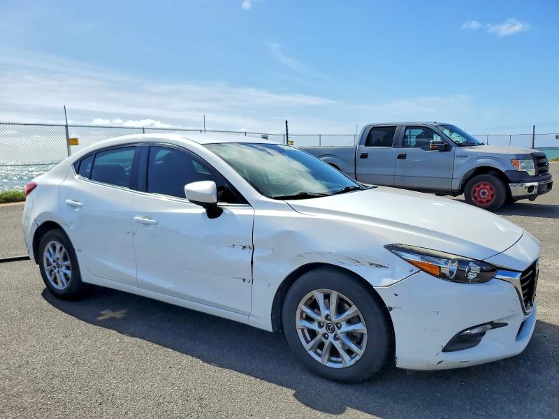 Photo 4 from auction – 2018 MAZDA 3 SPORT with VIN 3MZBN1U72JM237558