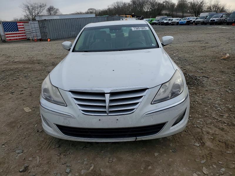 Photo 5 from auction – 2012 HYUNDAI GENESIS 3. with VIN KMHGC4DD0CU177585