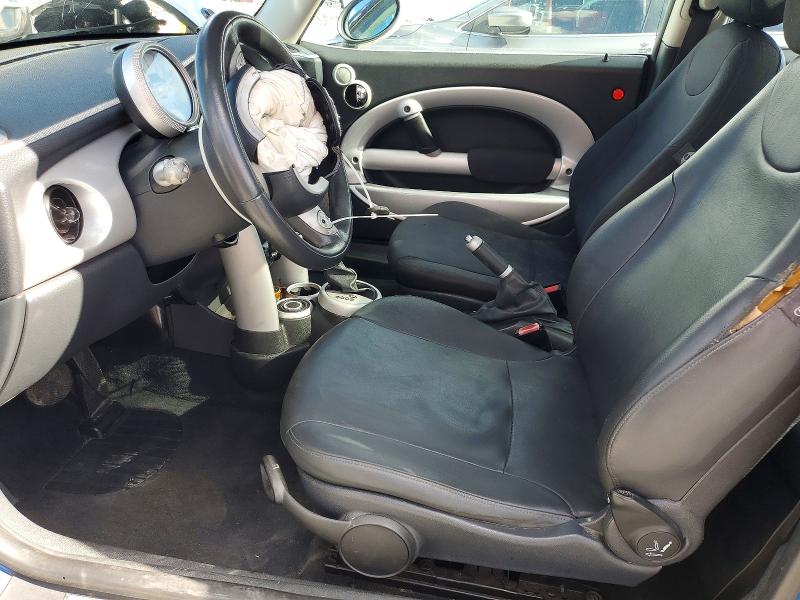 Photo 7 from auction – 2006 MINI COOPER with VIN WMWRC33516TJ77233