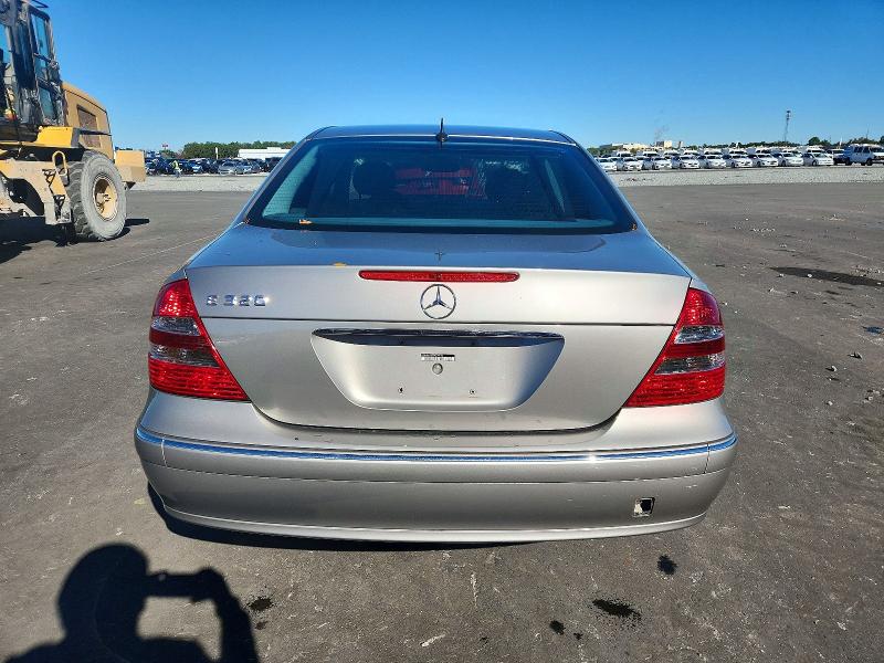 Photo 6 from auction – 2004 MERCEDES-BENZ E 320 with VIN WDBUF65J94A504923